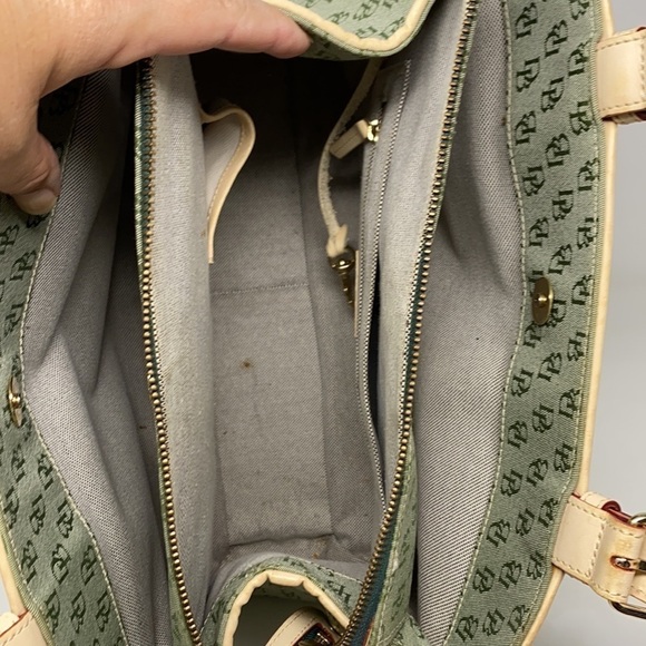 𝅺GREEN Dooney & Bourke Satchel bag purse - Picture 10 of 14